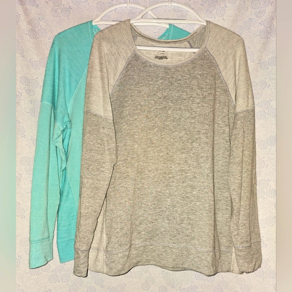 ✨️ Bundle of 2: Tek Gear DryTek Lightweight Sweatshirt ~ XL/ Heather Gray- Agua